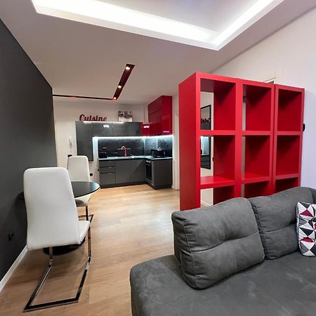 Downtown Grand Comfort Tiranë Luaran gambar