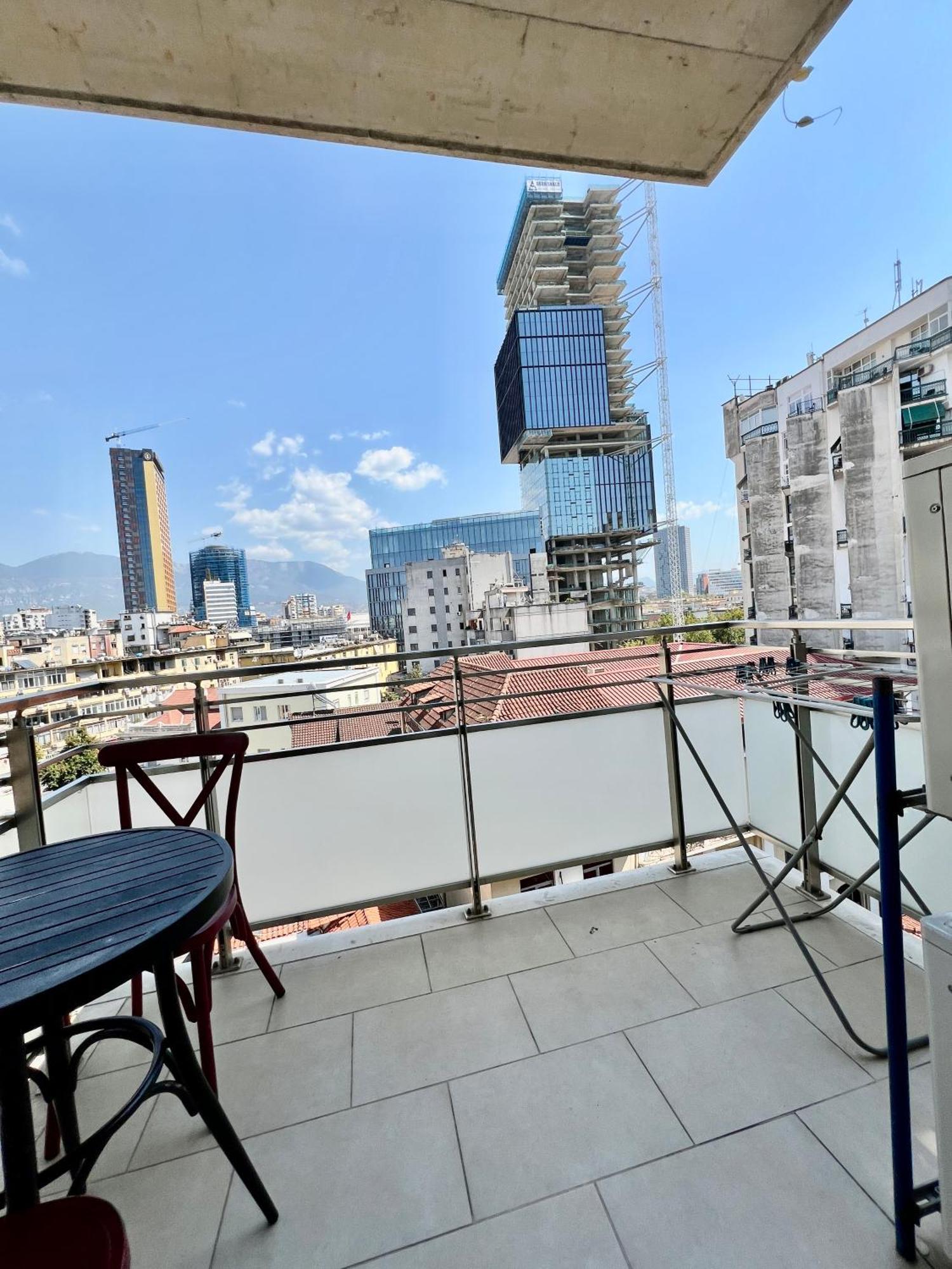 Downtown Grand Comfort Tiranë Luaran gambar