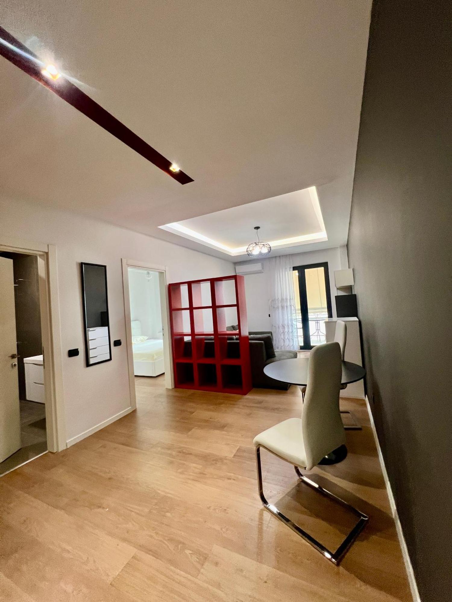 Downtown Grand Comfort Tiranë Luaran gambar
