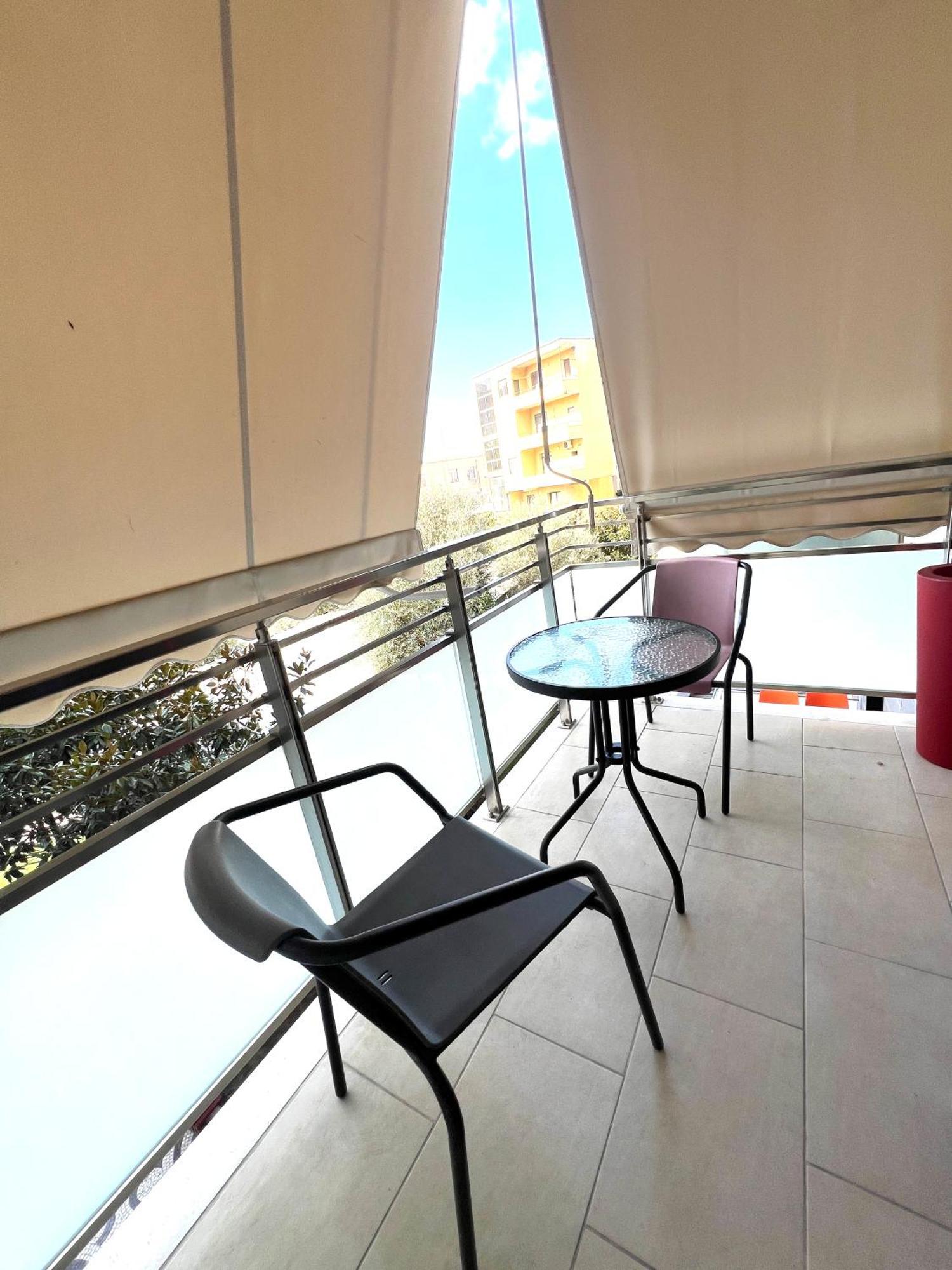 Downtown Grand Comfort Tiranë Luaran gambar