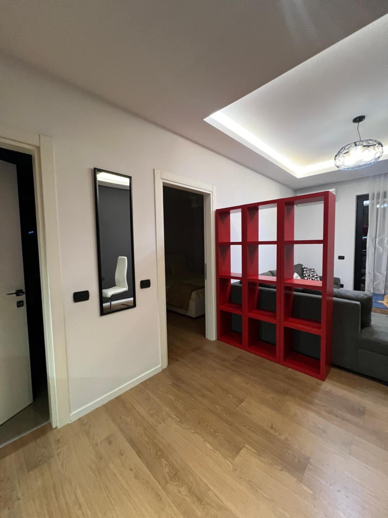 Downtown Grand Comfort Tiranë Luaran gambar