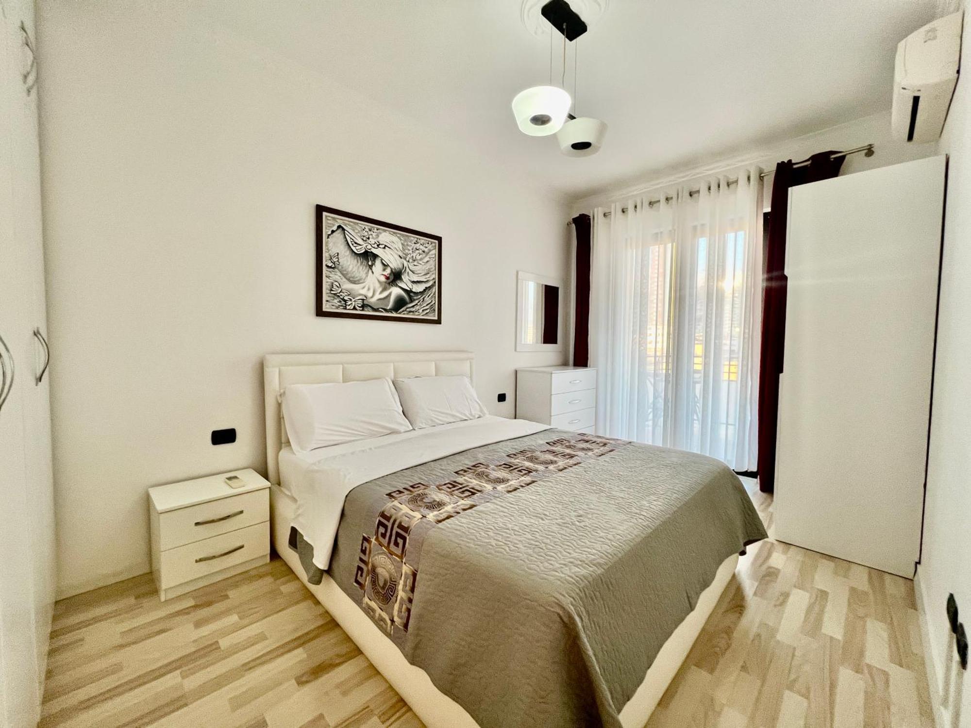 Downtown Grand Comfort Tiranë Luaran gambar